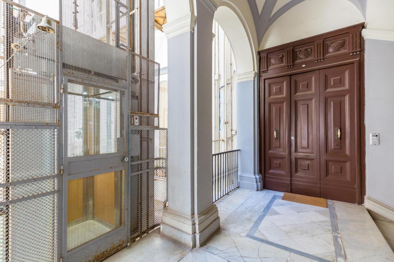 Design & Studio Duplex At National Museum Napoli Dış mekan fotoğraf